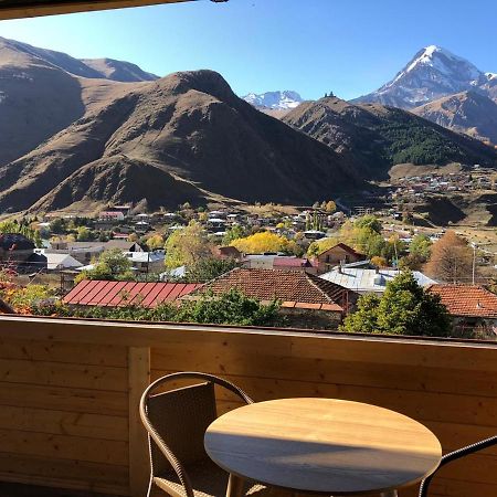 Rustaveli St11 Hotell Kazbegi Exteriör bild