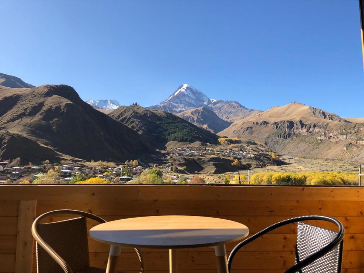 Rustaveli St11 Hotell Kazbegi Exteriör bild